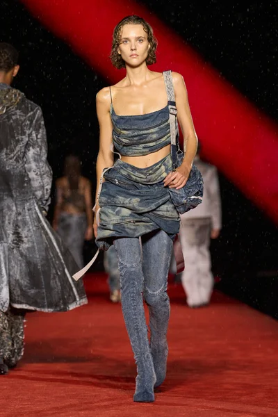 Look 26